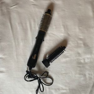 Quo Beauty hair dryer brush// Women’s items get 2 or more get 50%!